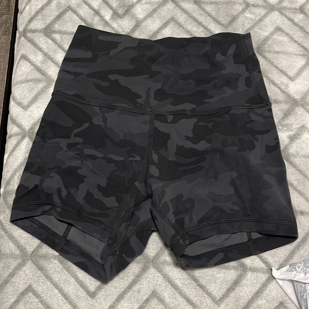 Lululemon | Wunder Train High-Rise Short 4 | Heritage 365 Camo Deep Coal Multi